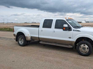 2011 Ford F350 dually King ranch