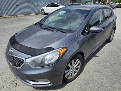 Used Kia Forte 2015 for sale in Sherbrooke, Quebec