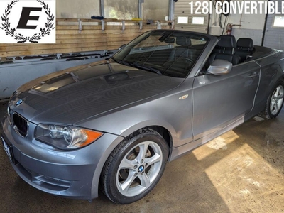 Used 2010 BMW 1 Series 128i CONVERTIBLE EXCELLENT CONDITION INSIDE & OUT for Sale in Barrie, Ontario