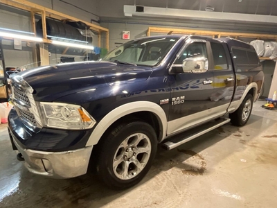 Used 2013 RAM 1500 Laramie Quad Cab 4x4 * Tonneau Cover * Heated/Ventilated Seats * Leather * Heated Steering Wheel * Keyless Entry * Power Locks/Seats/Side View Mirrors for Sale in Cambridge, Ontario