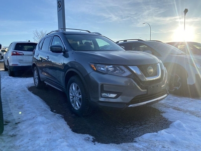 Used 2018 Nissan Rogue SV for Sale in Sherwood Park, Alberta