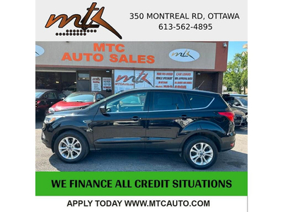 2019 Ford Escape SE 4WD - ACCIDENT FREE LOW KMS