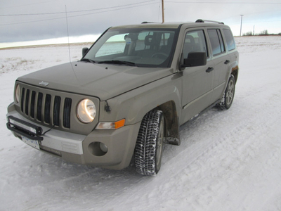 AWD 2008 Jeep Patriot Manual transmission