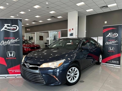 Used Toyota Camry 2015 for sale in Chateauguay, Quebec