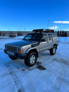 2000 Jeep Cherokee XJ $9,500