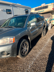 2008 Mitsubishi endeavour SUV all wheel perfect condition ready