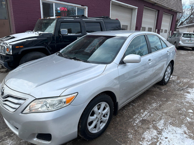 2010 Toyota Camry LE NEW SAFETY CLEAN TITLE