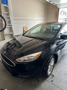 2016 Ford Focus SE (Almost New)