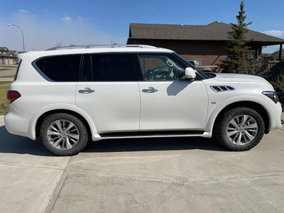2016 fully loaded Infinity QX80 SUV for sale.