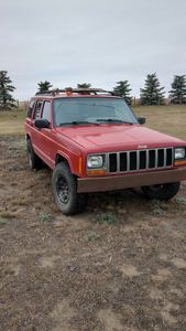 PRICE REDUCED!!! 1997 Jeep Cherokee SPORT 4.0L 4x4 $6000