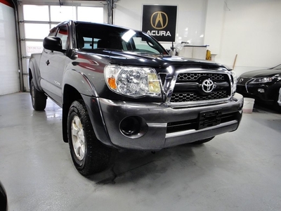 Used 2011 Toyota Tacoma WELL MAINTAIN ,4X4,NO ACCIDENT,ACCESS CAB for Sale in North York, Ontario