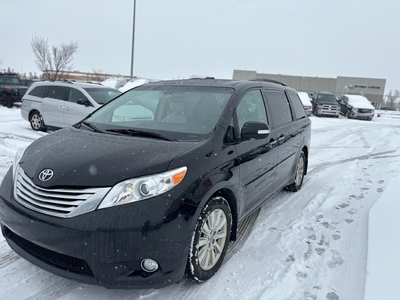 Used 2014 Toyota Sienna XLE LEATHER SUNROOF NAVIGATION $0 DOWN for Sale in Calgary, Alberta