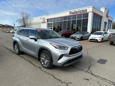 Used 2022 Toyota Highlander LIMITED for Sale in Fredericton, New Brunswick