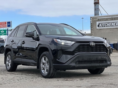 Used 2022 Toyota RAV4 XLE HEATED SEATS AND WHEEL SUNROOF SUPER LOW MILEAGE for Sale in Kitchener, Ontario