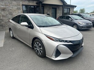 Used Toyota Prius Prime 2020 for sale in Quebec, Quebec