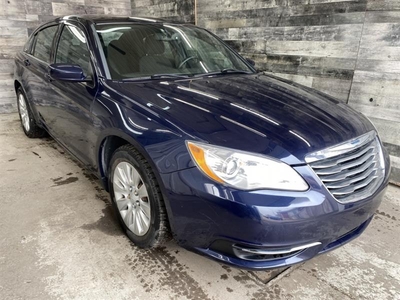 Used Chrysler 200 2014 for sale in Saint-Sulpice, Quebec