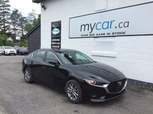 Used 2020 Mazda MAZDA3 GX LOW MILEAGE!! LEATHER. HEATED SEATS. PWR GROUP. KEYLESS ENTRY. A/C. for Sale in North Bay, Ontario