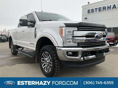 2017 Ford Super Duty F-350 SRW LARIAT | HEATED AND COOLED SEATS