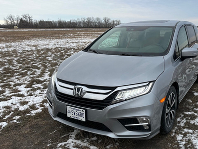 2018 Honda Odyssey Touring Clean Title