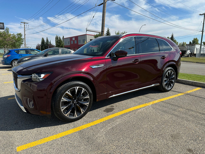 2024 Mazda CX-90 Signature, Only 5,000kms private sale
