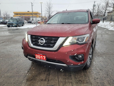 Used 2017 Nissan Pathfinder AWD, 7 Passenger, Warranty available. for Sale in Toronto, Ontario
