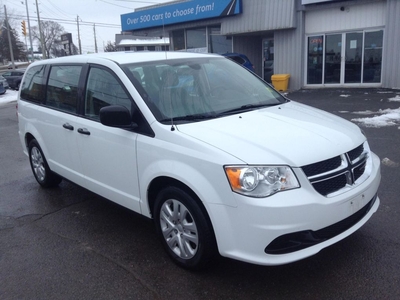 Used 2020 Dodge Grand Caravan HARD TO FIND LOW MILEAGE VAN!! 7 PASS. BACKUP CAM. KEYLESS ENTRY. DUAL A/C. CRUISE. PWR GROUP. for Sale in Kingston, Ontario