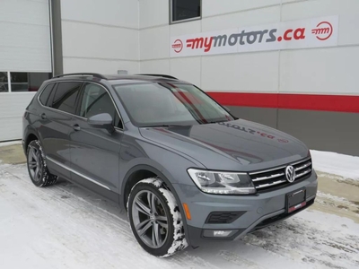 Used 2021 Volkswagen Tiguan Comfortline (**ALLOY WHEELS** FOG LIGHTS**LEATHER**POWER DRIVERS SEAT**AUTO START/STOP**PANORAMIC SUNROOF**POWER HATCH**AUTO HEADLIGHTS**BACKUP CAMERA**NAVIGATION**DUAL CLIMATE CONTROL**HEATED SEATS**) for Sale in Tillsonburg, Ontario