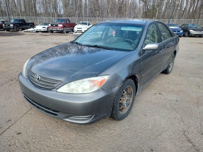 Used 2002 Toyota Camry LE for Sale in Saint-Augustin-de-Desmaures, Quebec