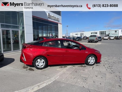 Used 2020 Toyota Prius Prime Upgrade - Apple CarPlay - $206 B/W for Sale in Ottawa, Ontario
