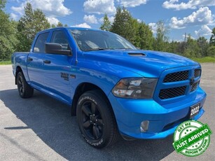 Used 2022 RAM 1500 Classic Express - $340 B/W - Low Mileage for Sale in Timmins, Ontario