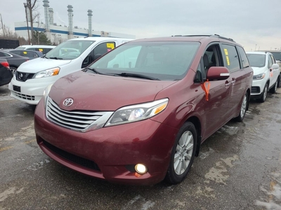 Used 2017 Toyota Sienna Limited 7-Passenger - LEATHER! DVD! NAV! BACK-UP CAM! BSM! for Sale in Kitchener, Ontario