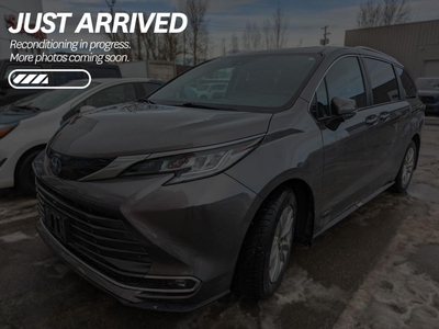 Used 2021 Toyota Sienna Limited 7-Passenger $496 BI-WEEKLY - AWD, HYBRID, WELL MAINTAINED, SMOKE-FREE, LOCAL TRADE, GREAT ON GAS for Sale in Cranbrook, British Columbia