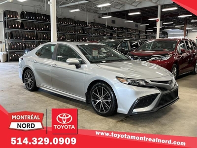 Used Toyota Camry 2022 for sale in Montreal, Quebec