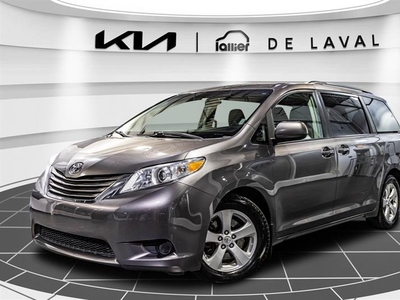 Used Toyota Sienna 2017 for sale in Laval, Quebec