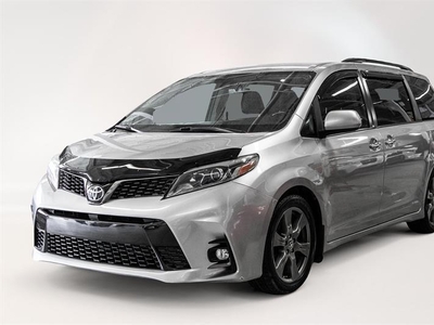 Used Toyota Sienna 2018 for sale in Lachine, Quebec