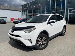 Used Toyota RAV4 2017 for sale in Saint-Hyacinthe, Quebec