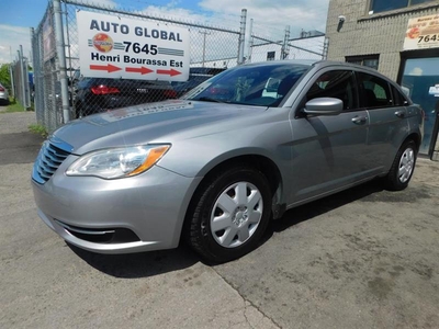 Used Chrysler 200 2014 for sale in Montreal, Quebec