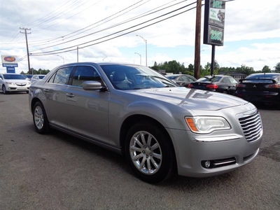 Used Chrysler 300 2014 for sale in st-jerome, Quebec