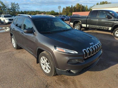 Used Jeep Cherokee 2015 for sale in Saint-Felicien, Quebec