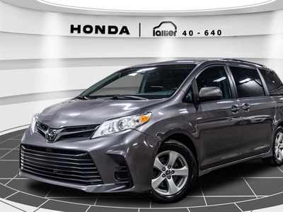 Used Toyota Sienna 2018 for sale in lachenaie, Quebec