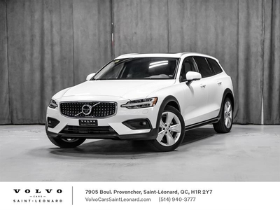 Used Volvo V60 Cross Country 2020 for sale in Montreal, Quebec
