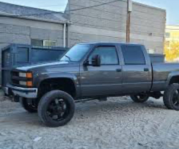 Looks for obs Chevy or gm