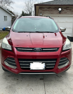 2015 Ford escape HEATED SEATS! BACKUP CAM!