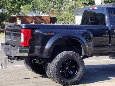 2019 Ford F350 Lariat Dually