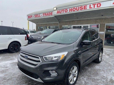 Used 2017 Ford Escape SE 4WD BACKUP CAMERA BLUETOOTH PADDLE SHIFTERS for Sale in Calgary, Alberta