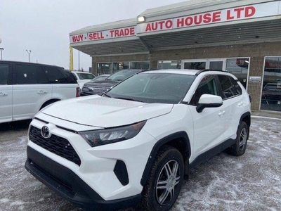 Used 2019 Toyota RAV4 LE NAVIGATION BACKUP CAM BLIND SPOT DETECTION ECO MODE for Sale in Calgary, Alberta