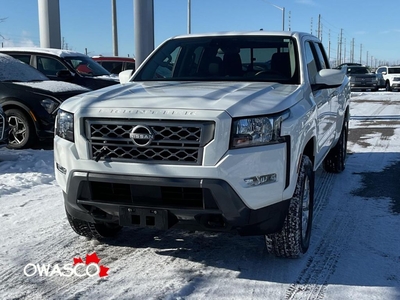 Used 2022 Nissan Frontier 3.8L SV! Crew Cab! Clean CarFax! Safety Included! for Sale in Whitby, Ontario