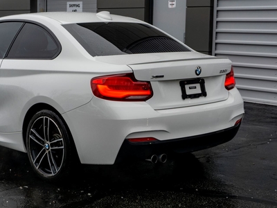 2018 BMW 230