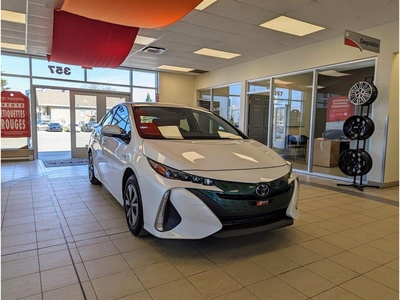 Used Toyota Prius Prime 2018 for sale in Notre-Dame-Des-Prairies, Quebec