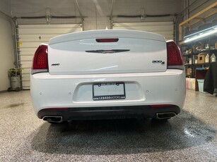 2022 Chrysler 300